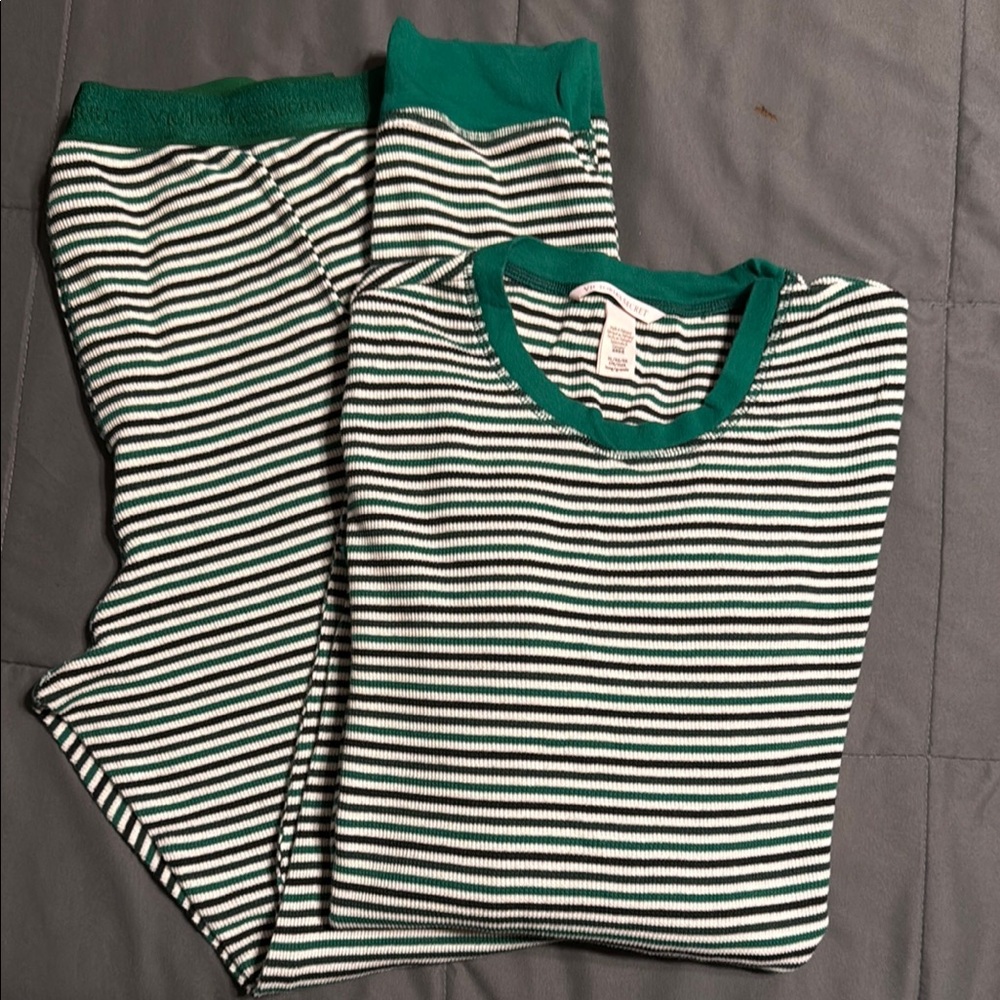 Victoria Secret women’s Pajamas XL